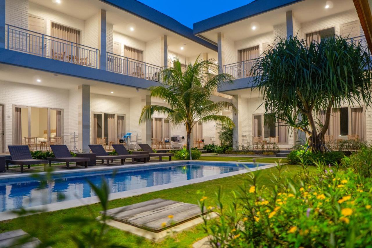 Berawa Dini Guesthouse Canggu  Exterior photo
