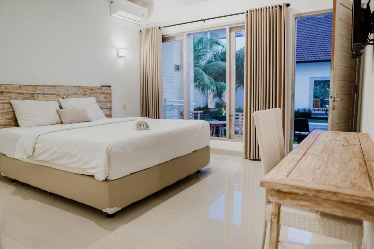 Berawa Dini Guesthouse Canggu  Exterior photo